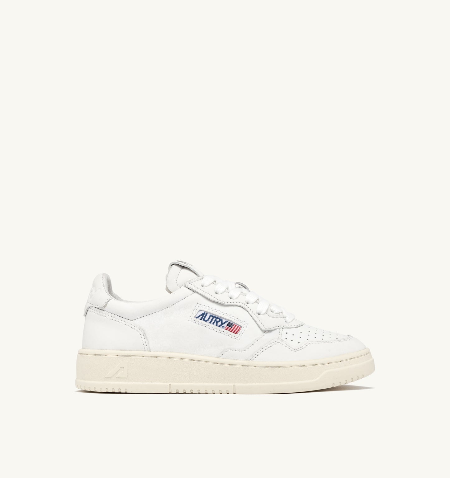 MEDALIST LOW SNEAKER WHITE - AUTRY