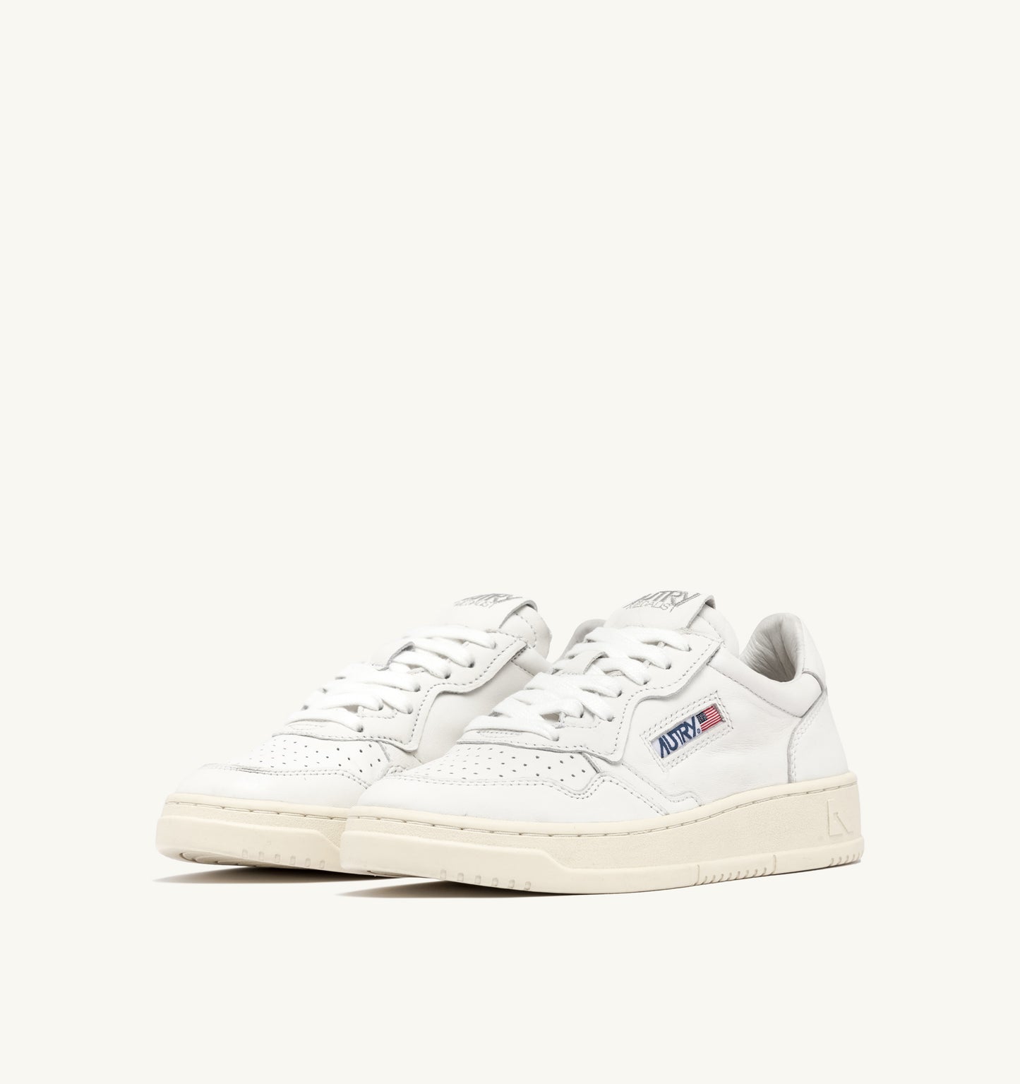 MEDALIST LOW SNEAKER WHITE - AUTRY