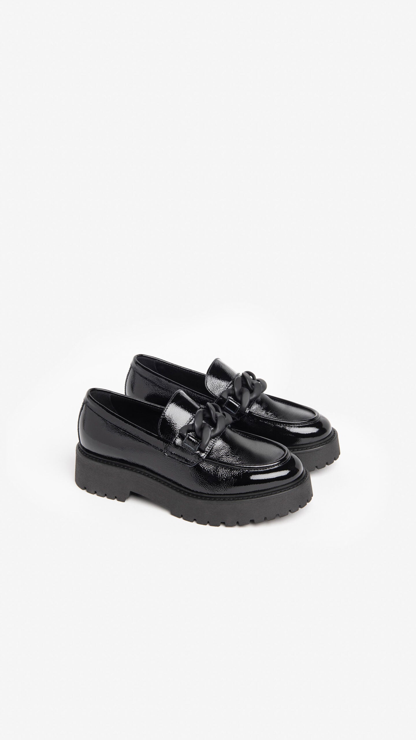 BLACK LOAFER WITH TONAL BLACK CHAIN - NERO GIARDINI