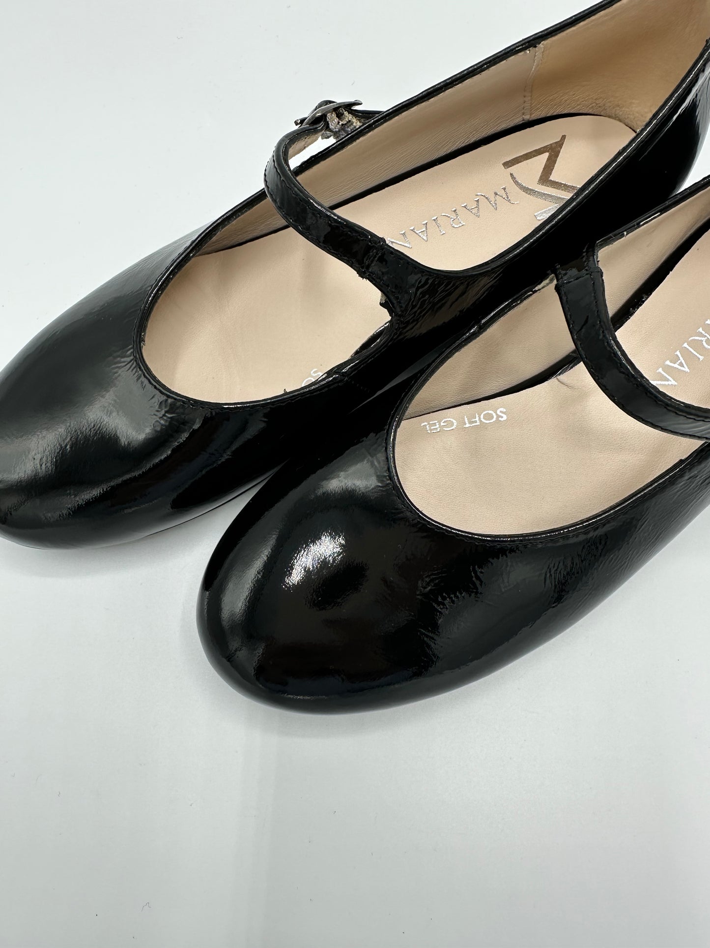 BLACK LEATHER BALLET SHOE WITH STRAP - MARIAN